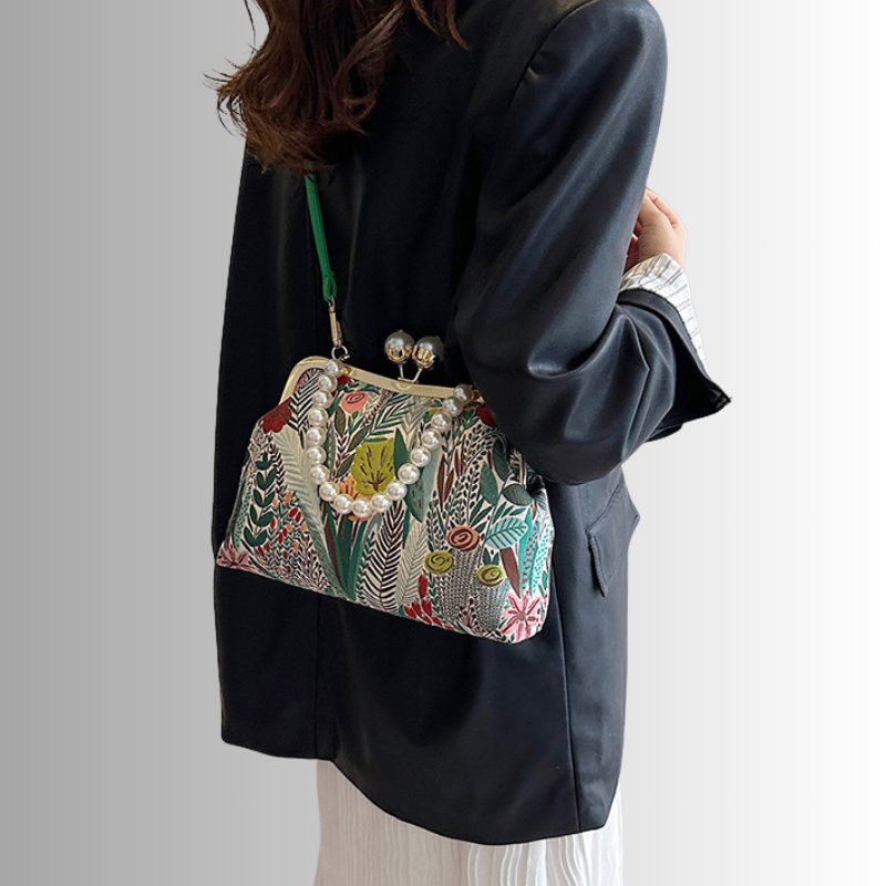 Rose Pearl Clutch | Élégance Intemporelle | Design Raffiné et Élégant