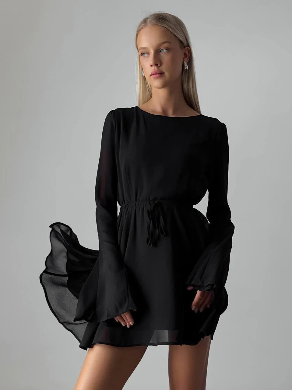 Robe Courte Femme | Glamour & Confortable | Coupe Ajustée pour Soirées et Occasions Spéciales