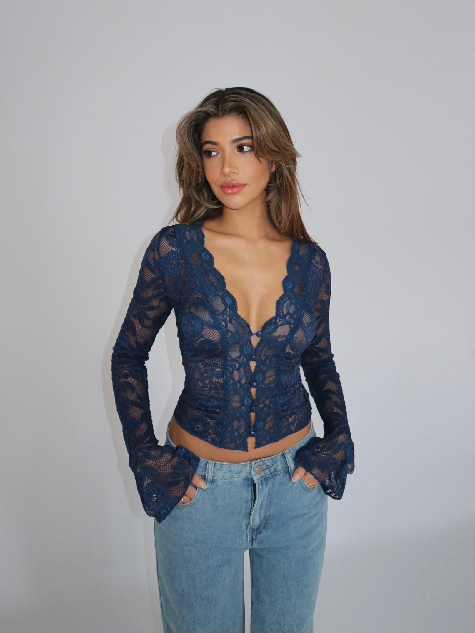 Top en Dentelle | Élégant et Décontracté | Design Raffiné et Aéré