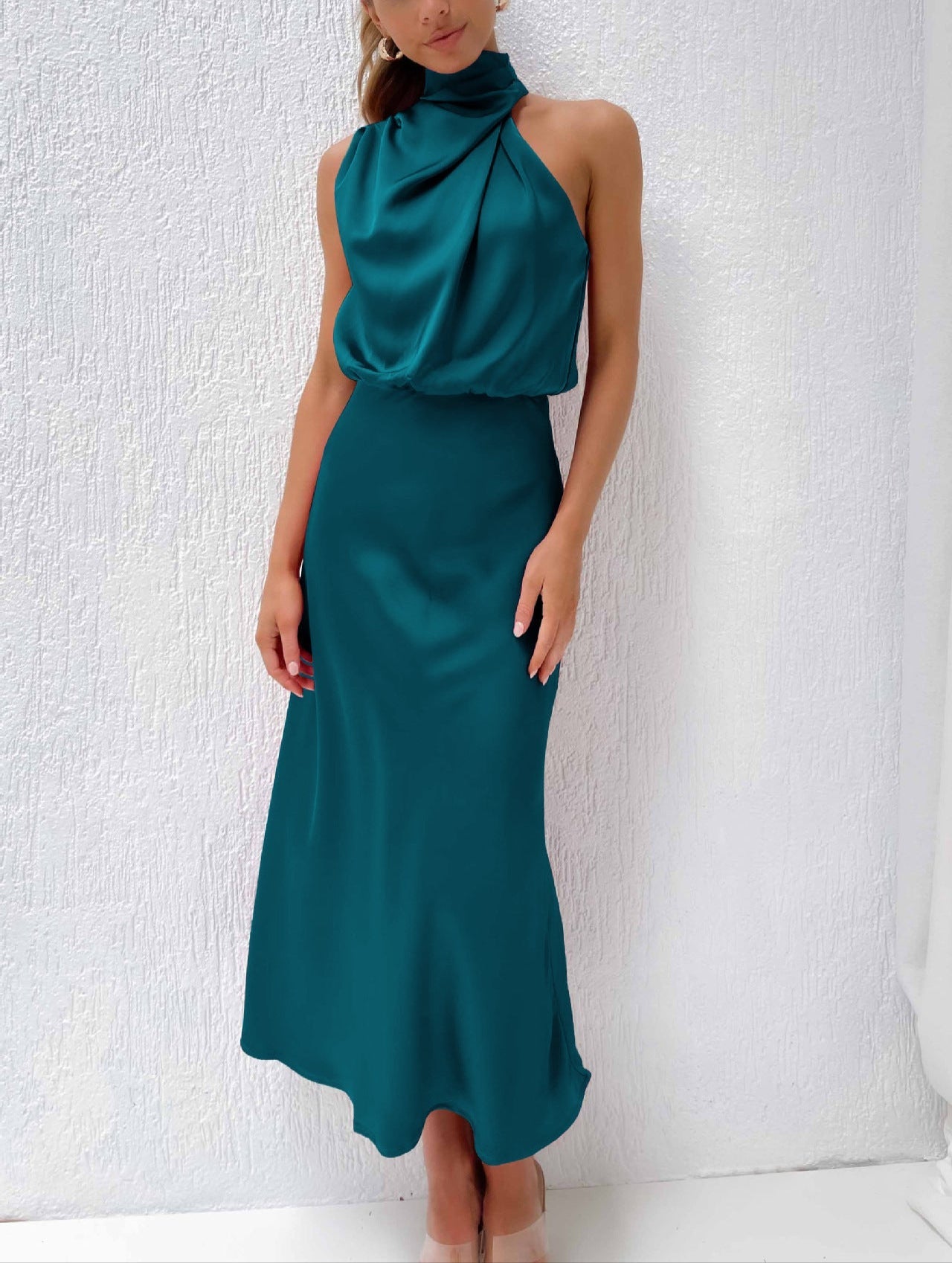 Robe en soie tachetée