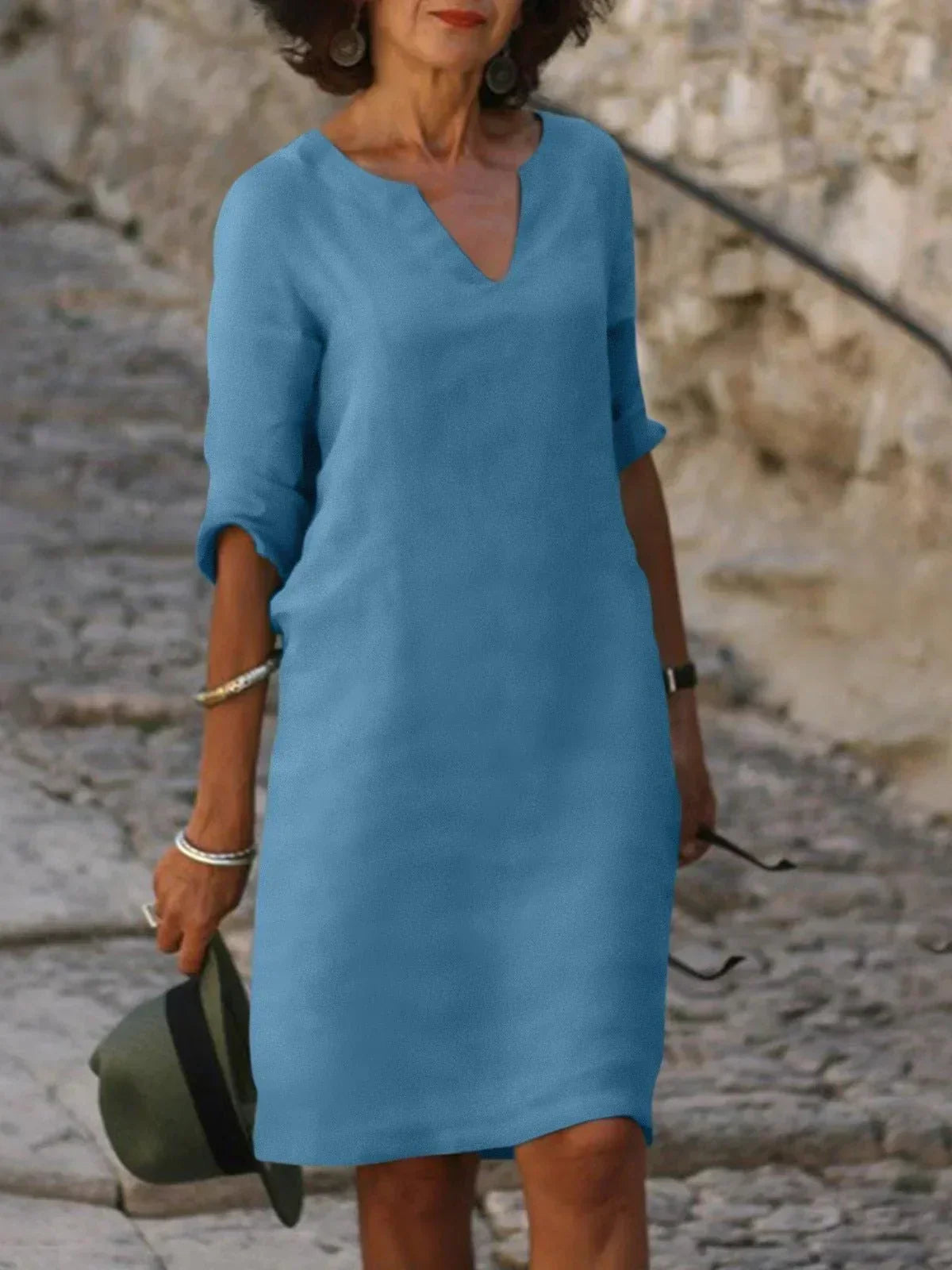 Robe décolleté en V