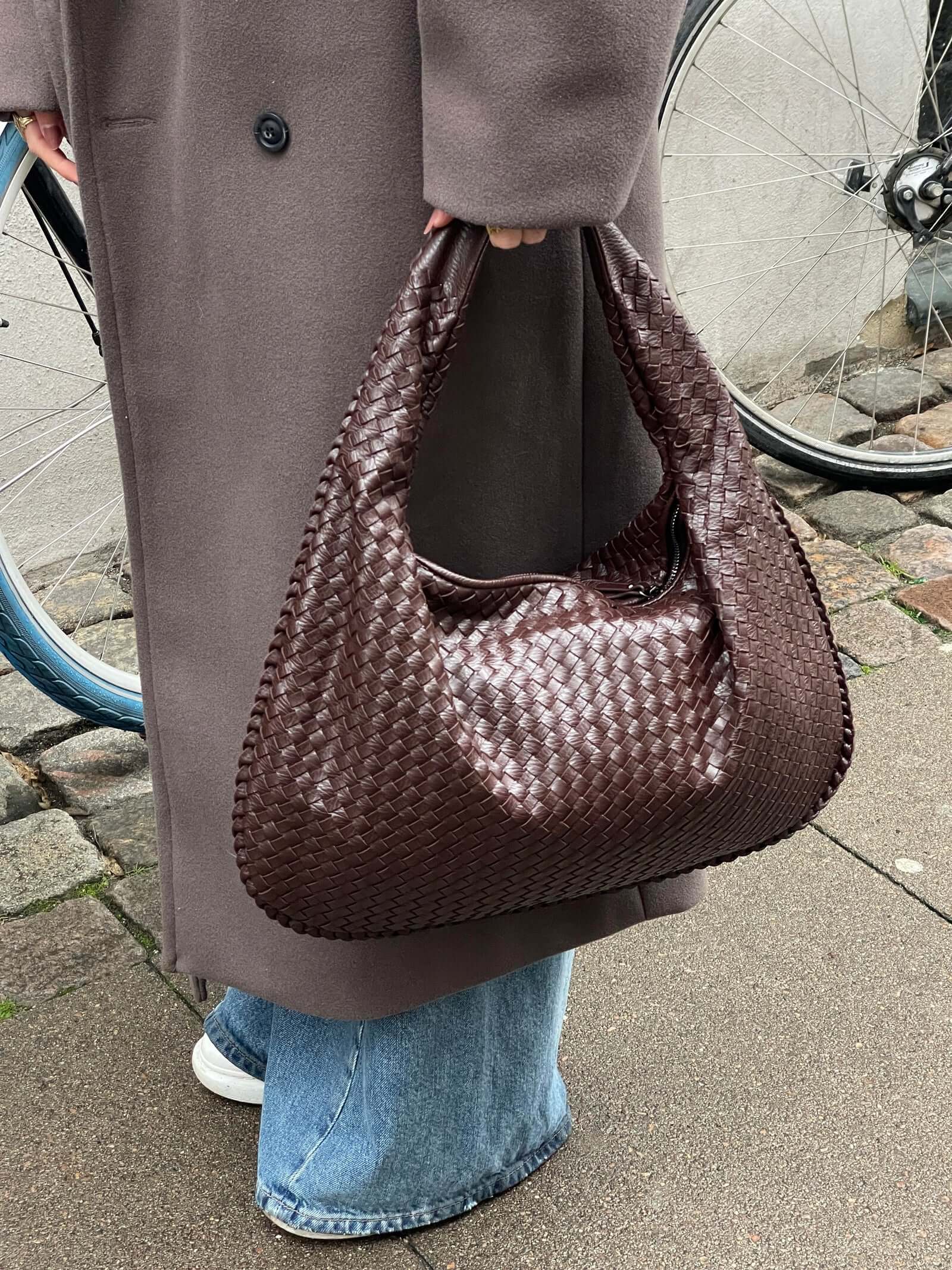 Sac Tissé | Look Décontracté | Design Spacieux et Pratique