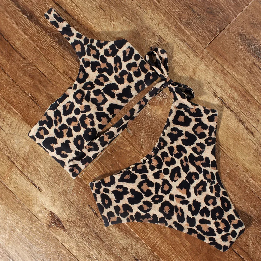 bikini léopard