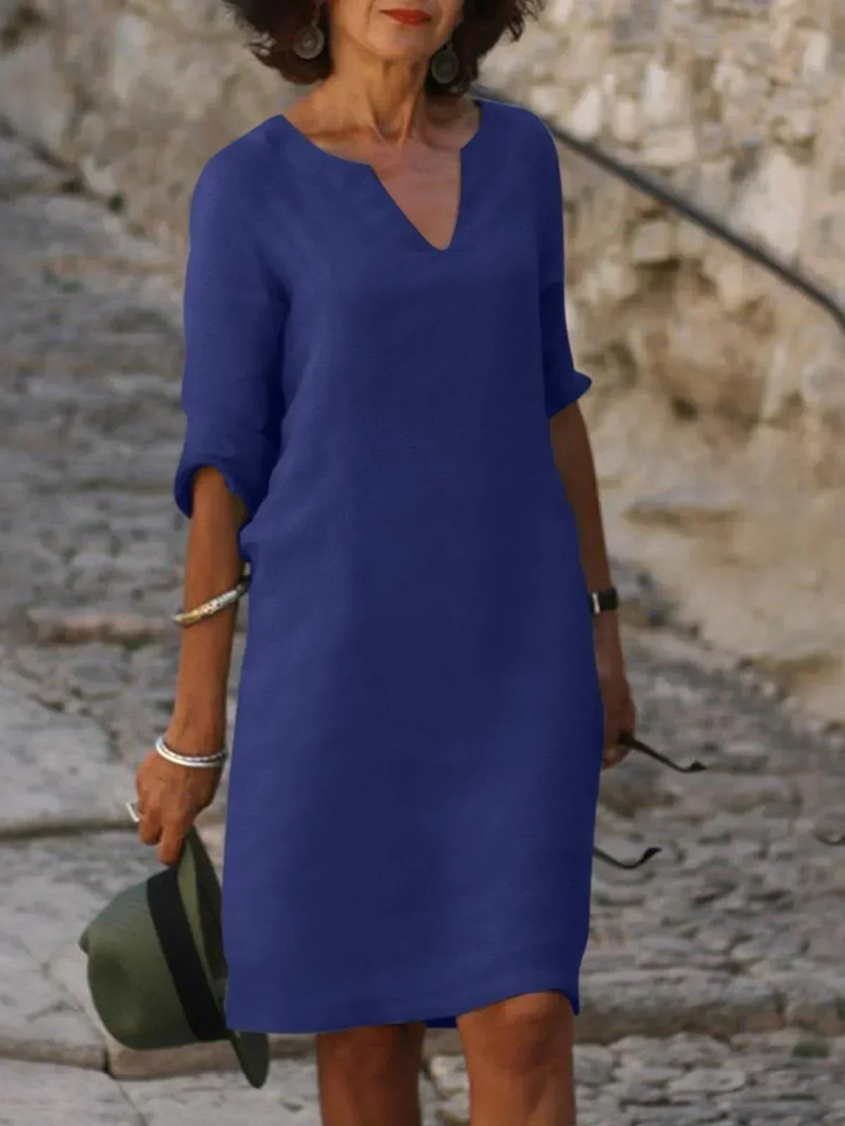 Robe décolleté en V