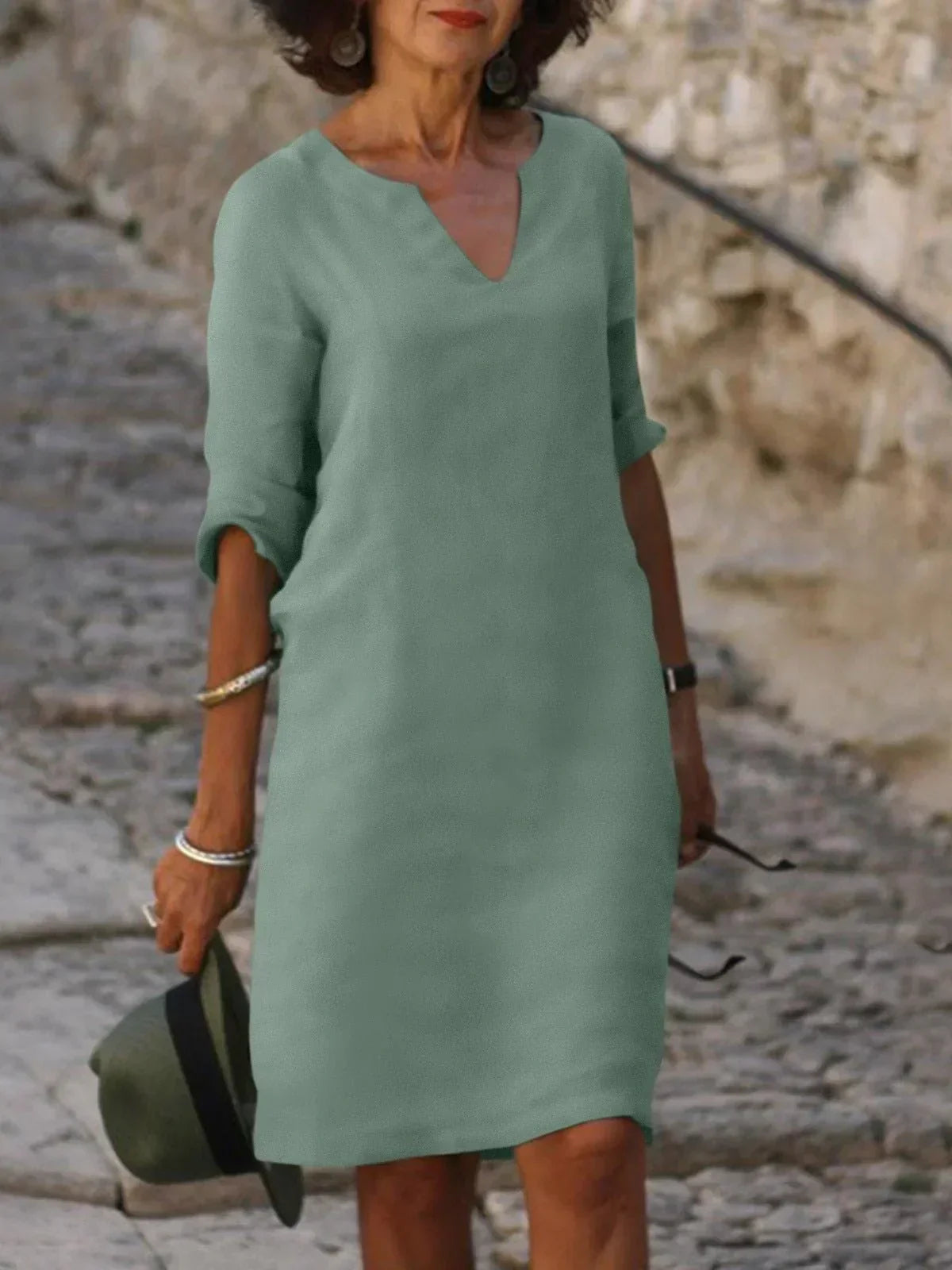 Robe décolleté en V