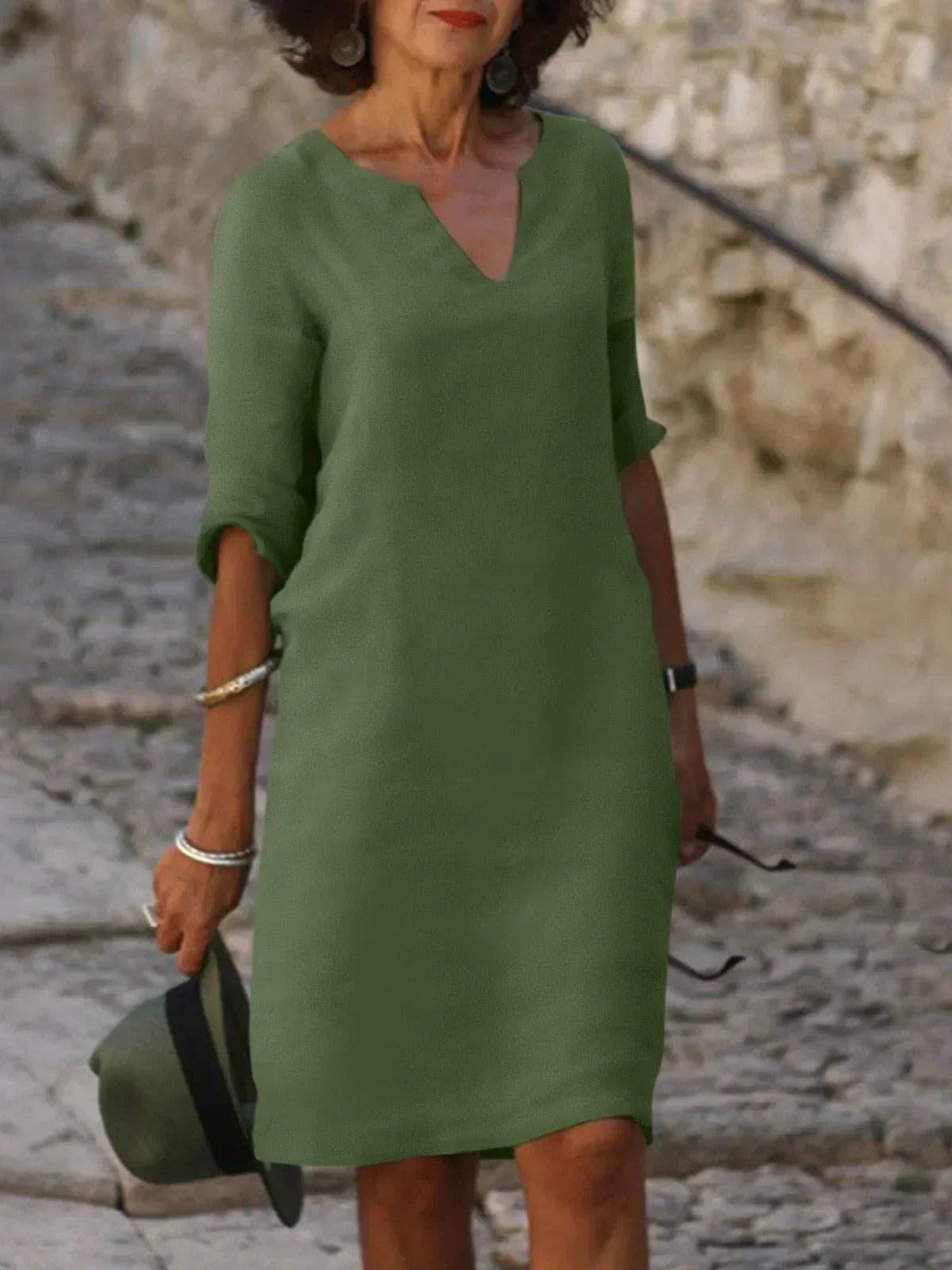 Robe décolleté en V