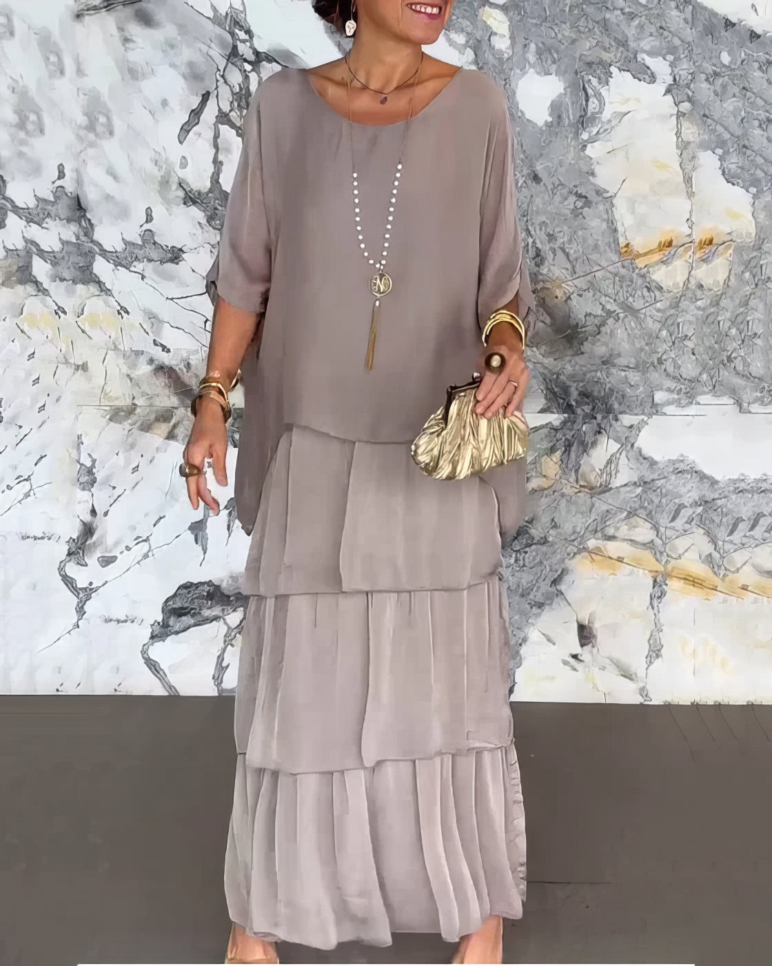 Robe Artistique Ample | Élégante & Confortable | Design Fluide et Chic