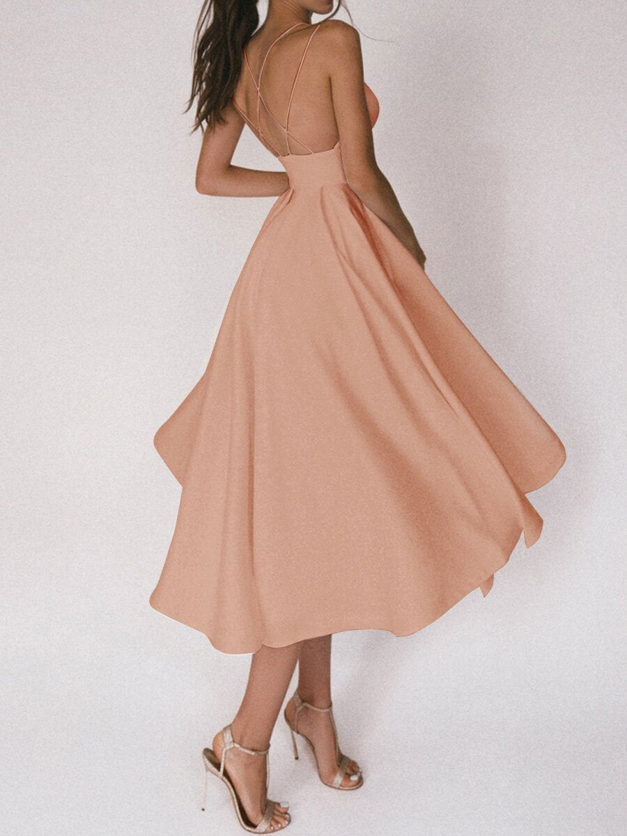 Robe élégante pour femmes - Satin & bretelles croisées