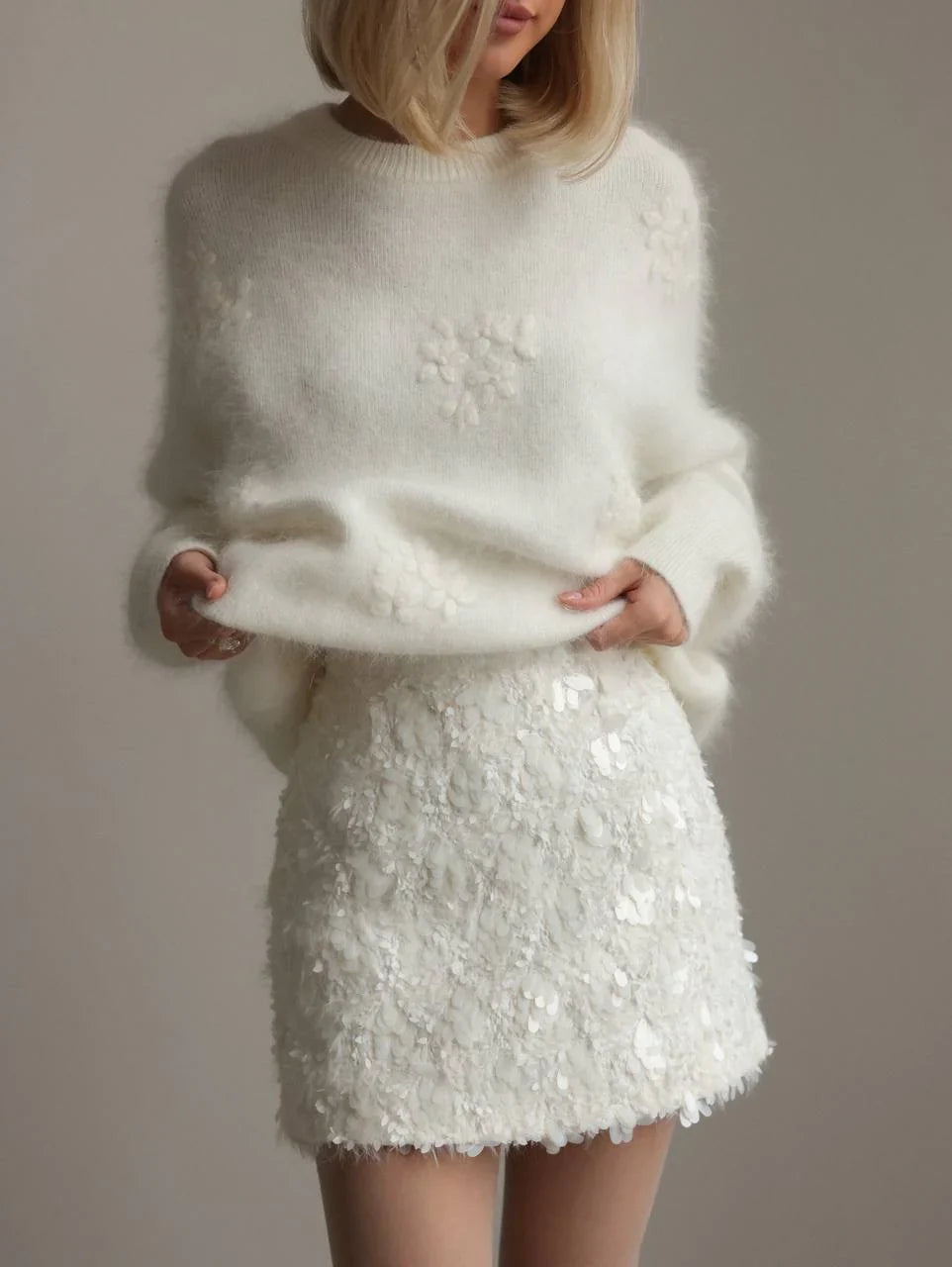 Pull oversize duveteux blanc col rond