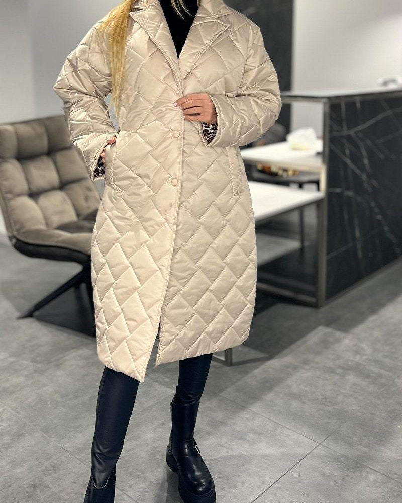 Manteau matelassé long beige coupe droite