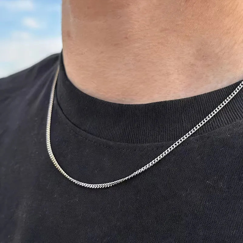 Collier Femme à Pendentif Élégant