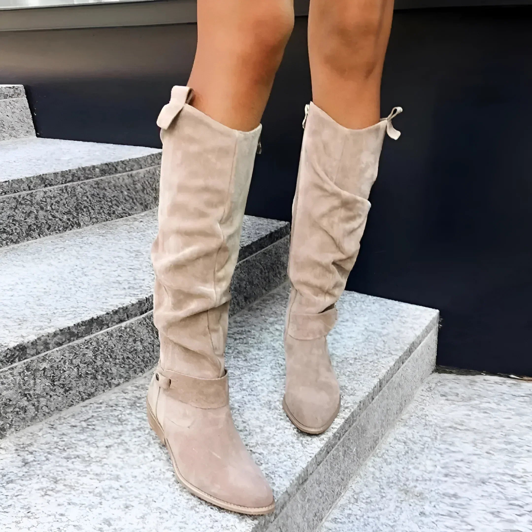 Bottes hautes en daim noir talon bloc
