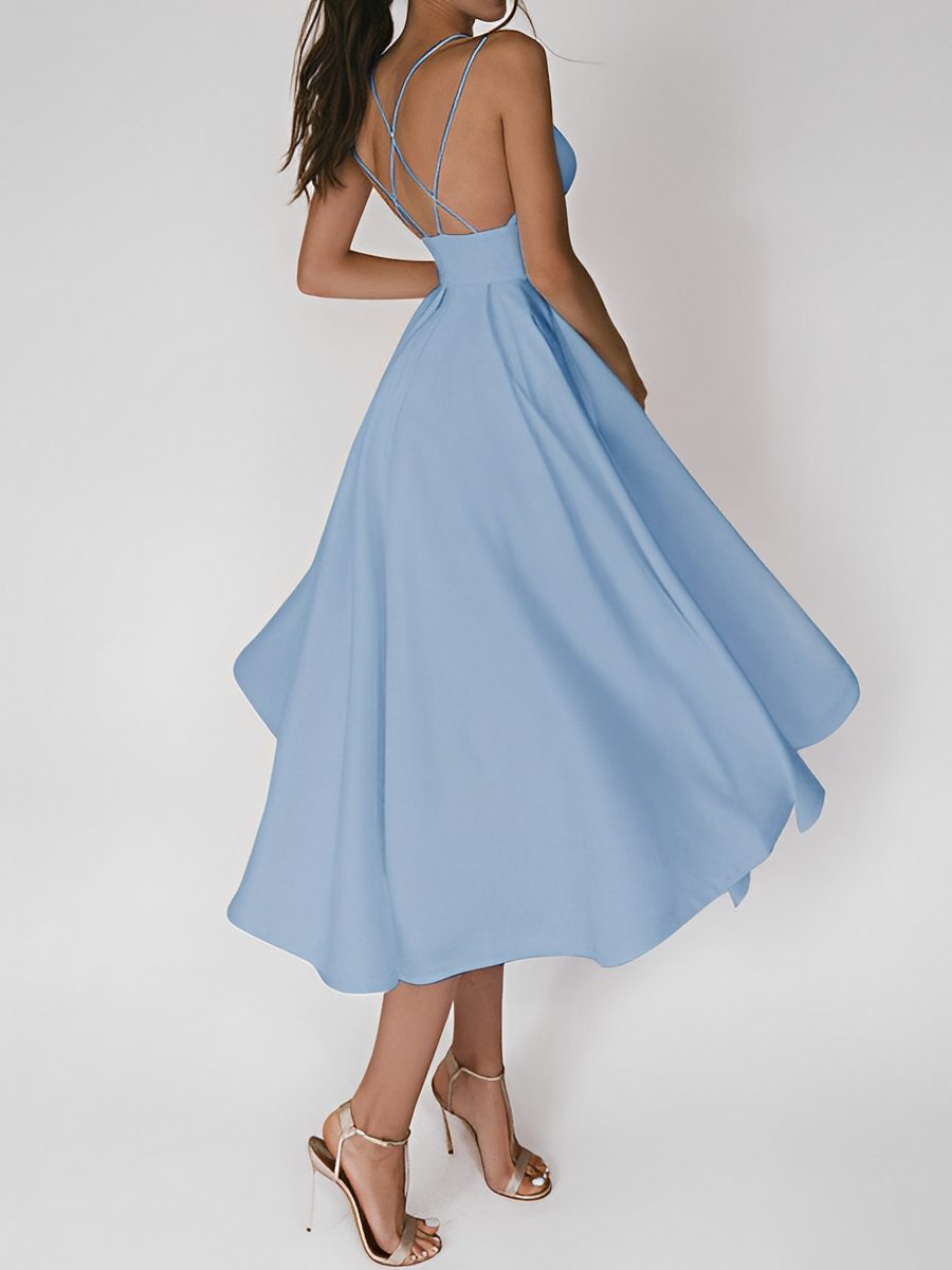 Robe midi pour femmes - Sans manches avec bretelles fines
