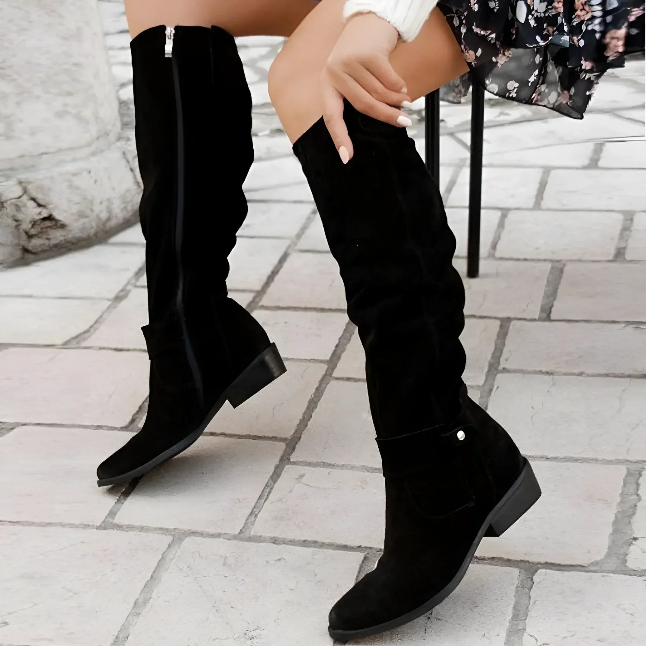 Bottes hautes en daim noir talon bloc