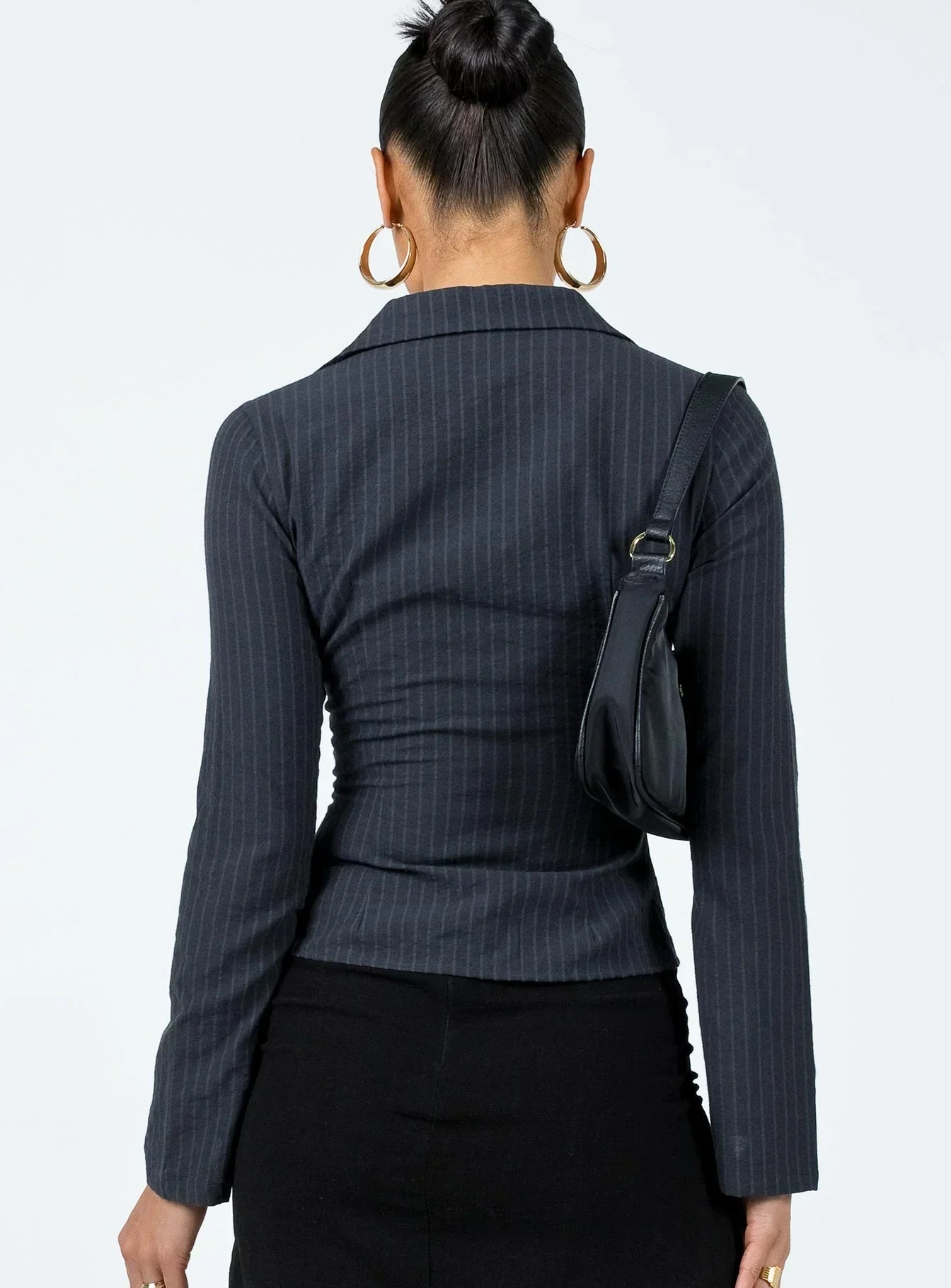 Chemisier à Rayures | Look Décontracté | Design Élégant et Moderne