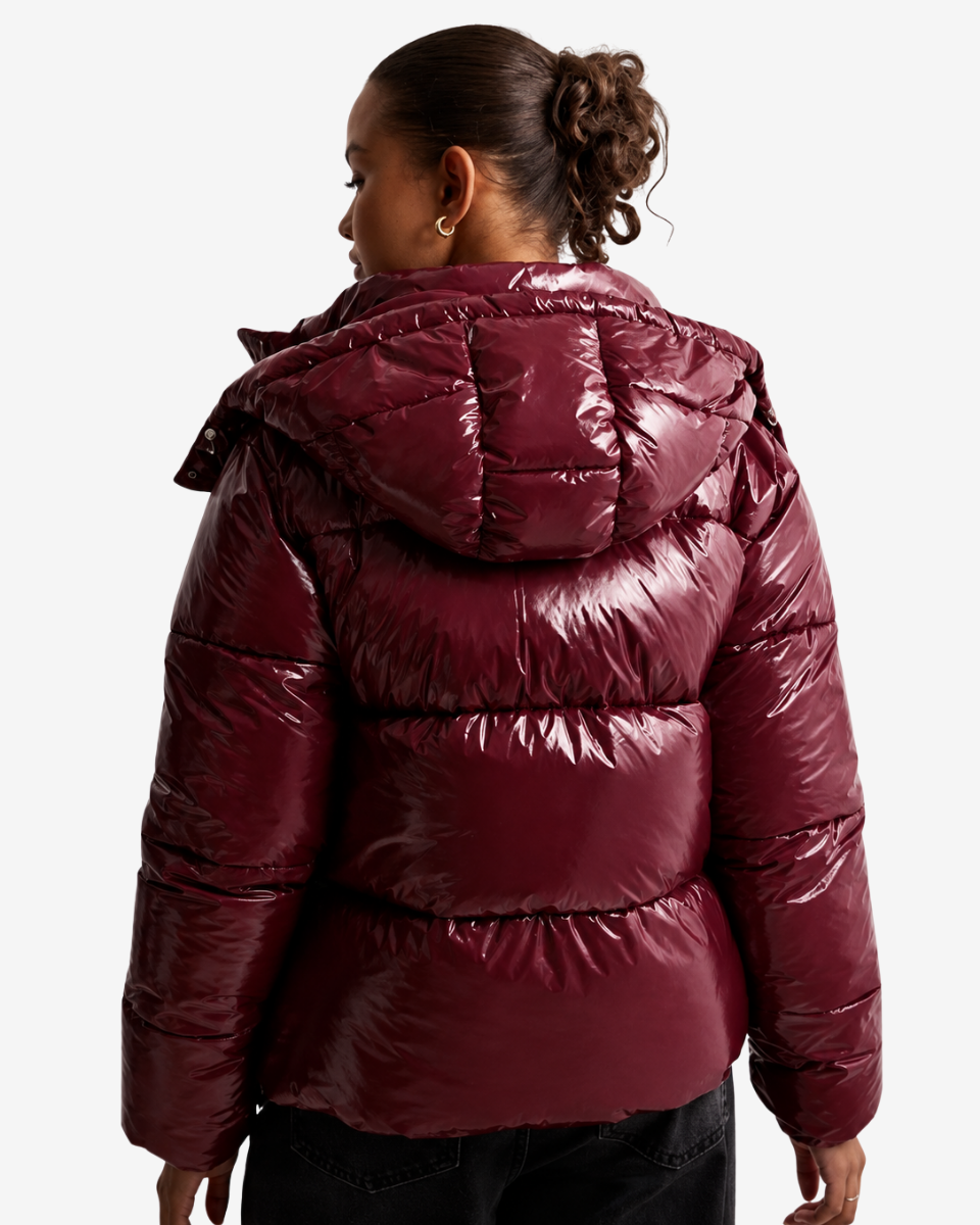 Doudoune Femme Brillante – Chaleur, Confort & Élégance Moderne