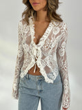 Top en Dentelle | Look Élégant et Féminin | Design Léger et Aéré