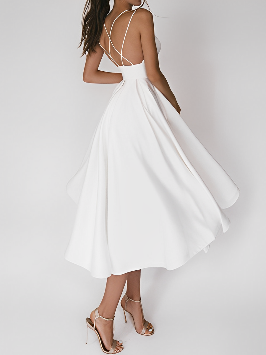 Robe midi pour femmes - Sans manches avec bretelles fines