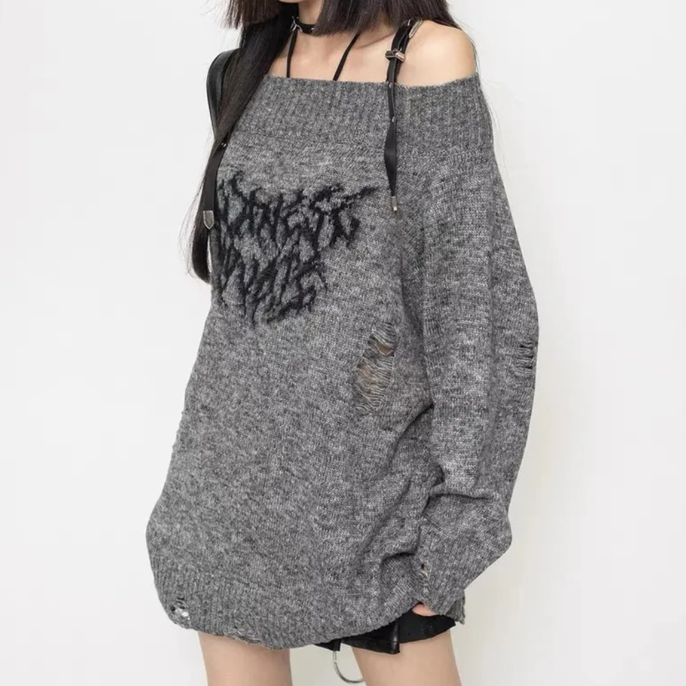 Pull noir oversize en maille motif rouge
