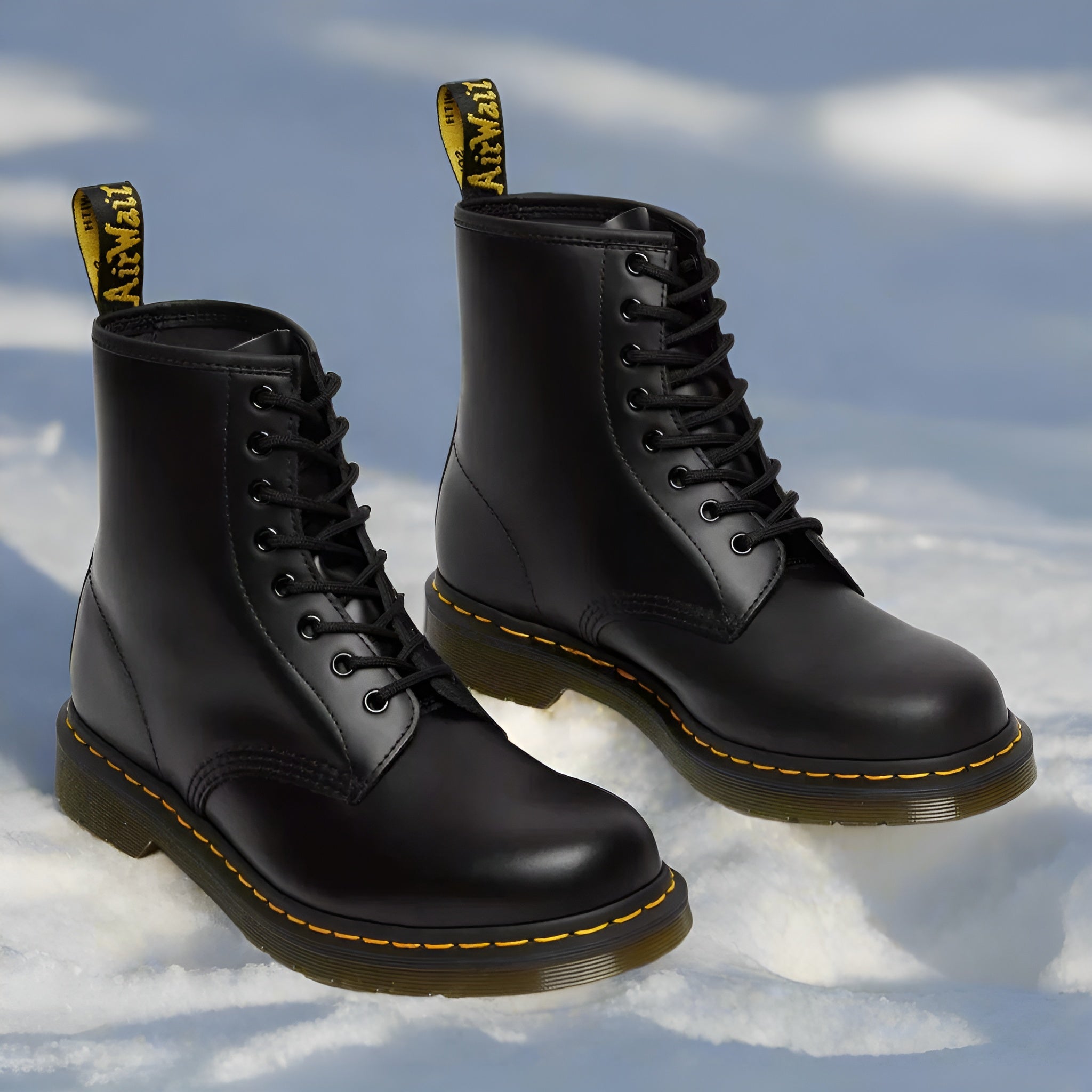 Bottines à lacets en cuir noir semelle crantée
