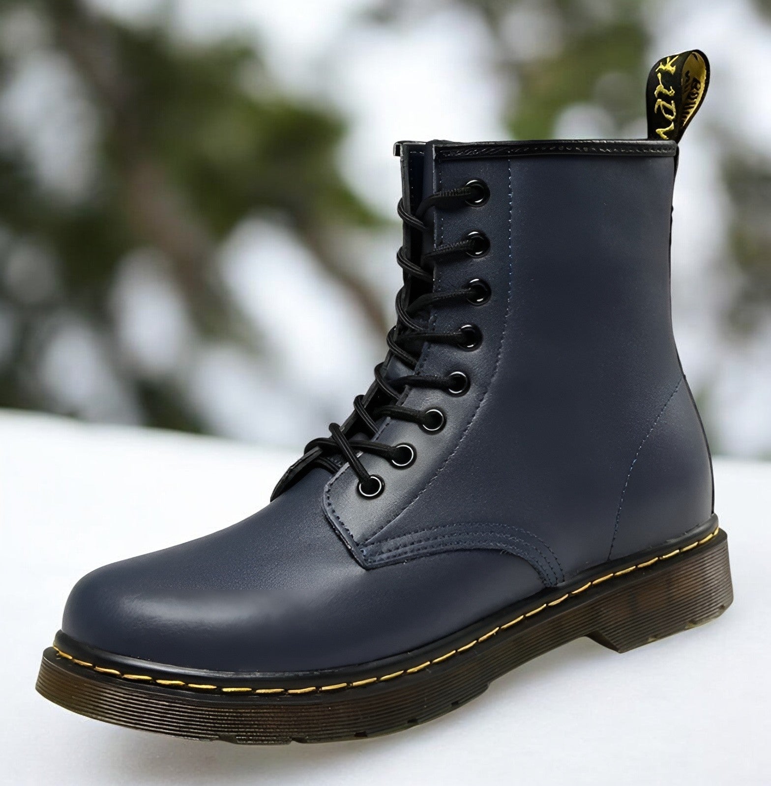 Bottines à lacets en cuir noir semelle crantée