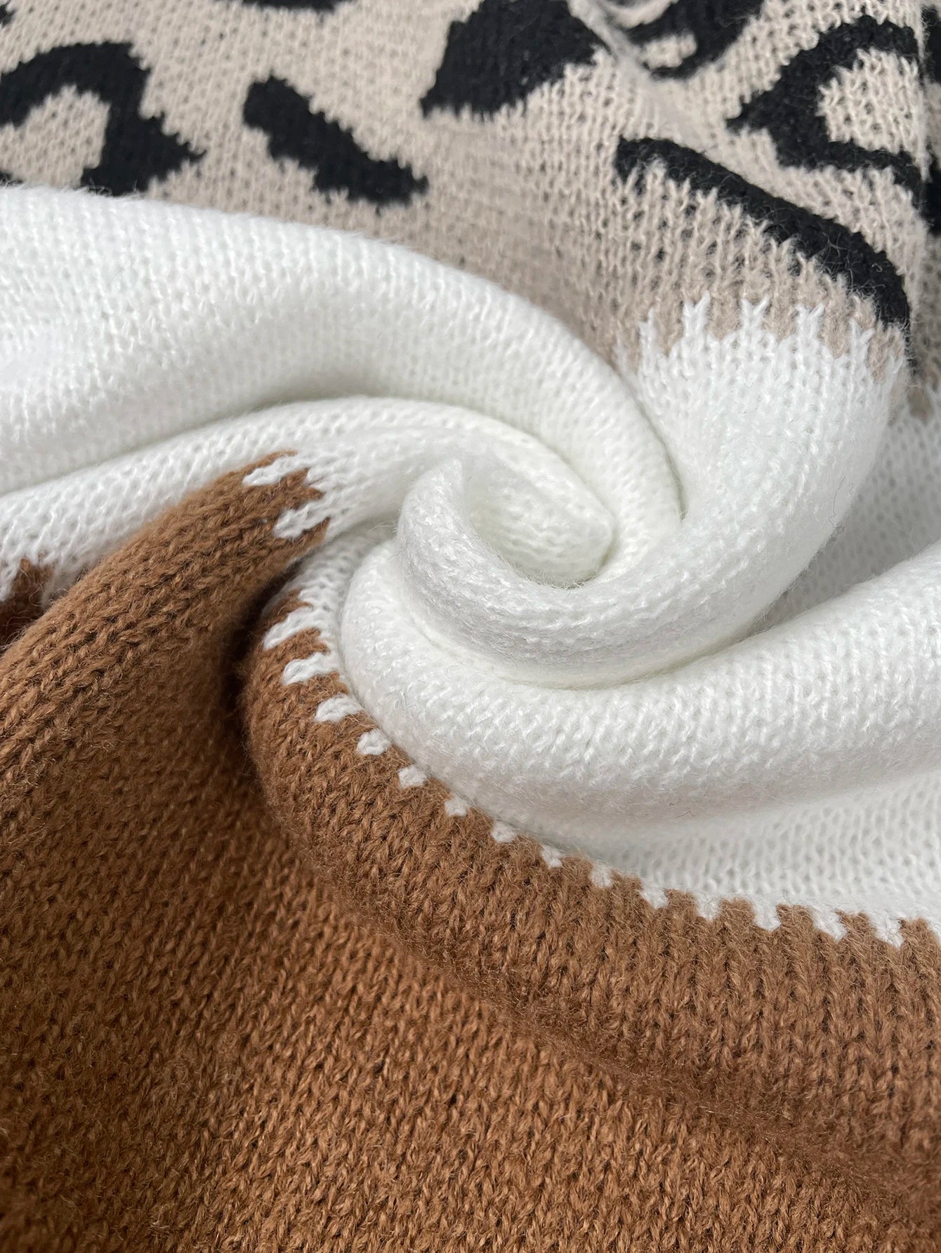 Lela - Pull manches longues colorblock gris et blanc col rond