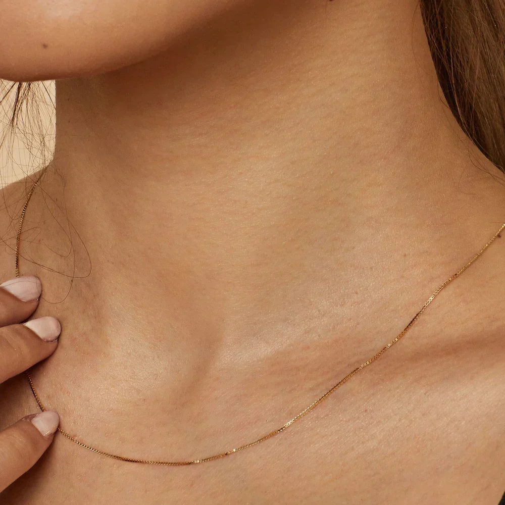 Collier Femme à Chaîne Carrée