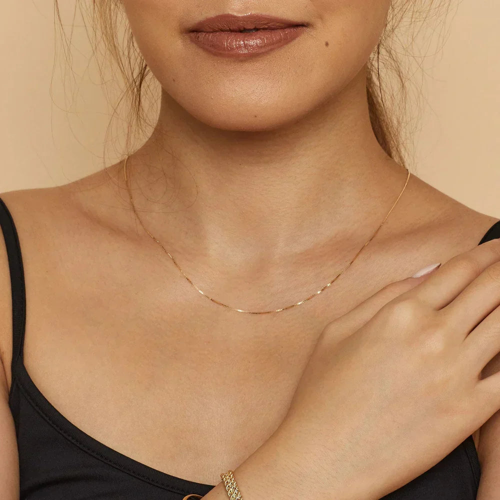 Collier Femme à Chaîne Carrée