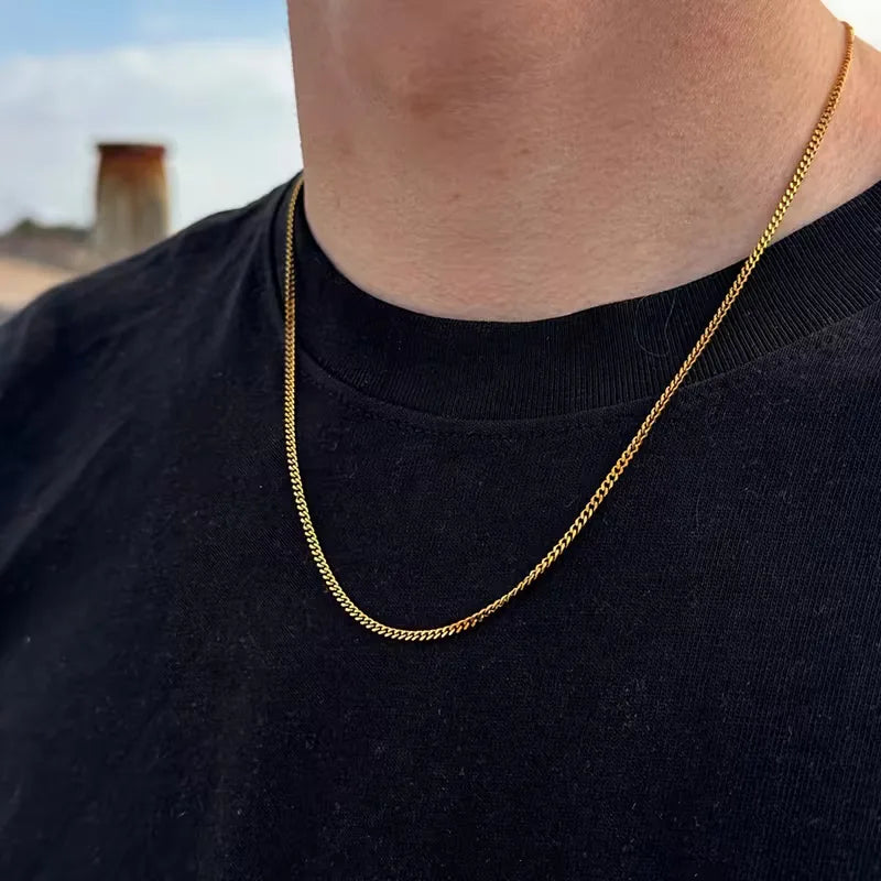 Collier Femme à Pendentif Élégant