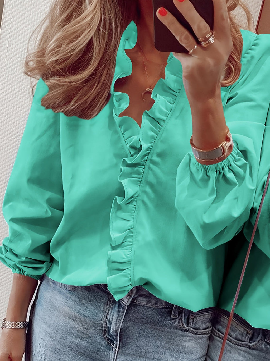 Chemise à Volants Femme | Élégante & Confortable | Coupe Flatteuse pour Bureau et Sorties