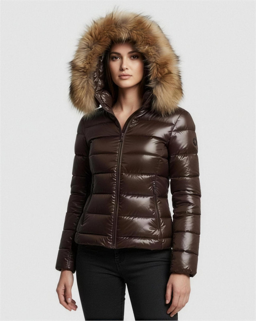 Doudoune Femme Brillante Capuche Fausse Fourrure – Ultra Chaude & Élégante