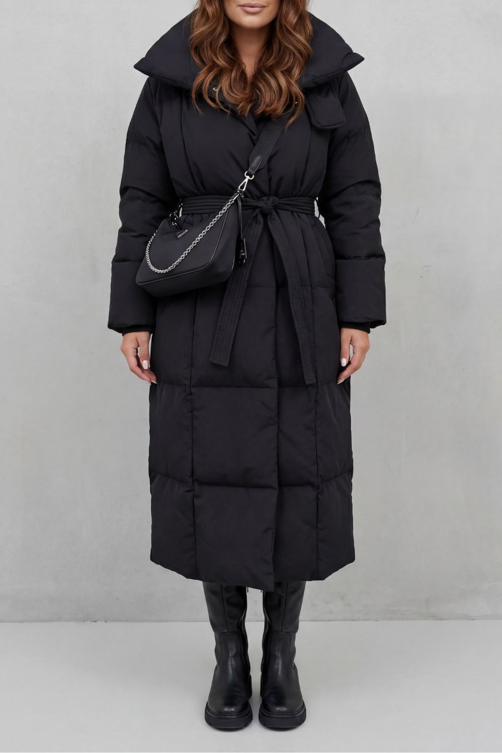 Doudoune Longue Femme Ceinturée - Silhouette Chaude d'Hiver
