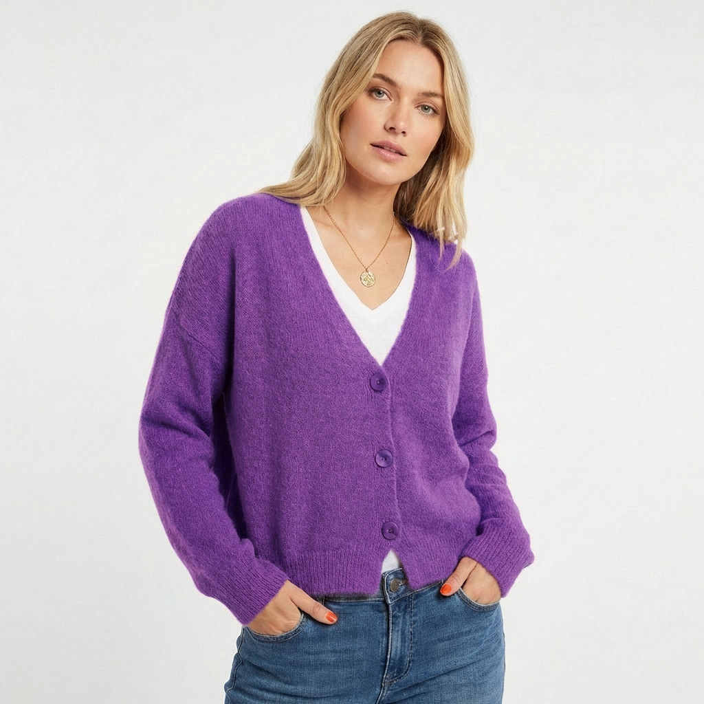 Cardigan Femme Col V à Gros Boutons – Maille Douce